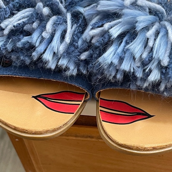 UGG Willow K Denim Blue/Samba Red Suede Girls size 4 - Picture 8 of 11
